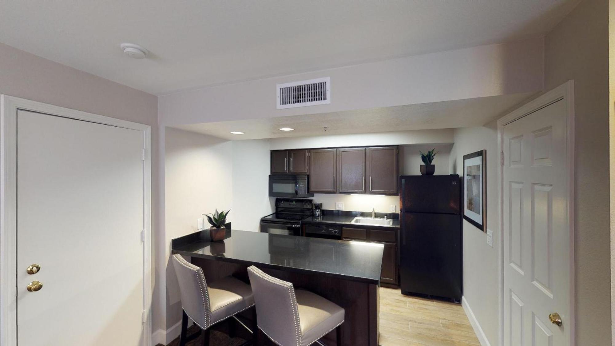 Chase Suites Brea-Fullerton - North Orange County Стая снимка